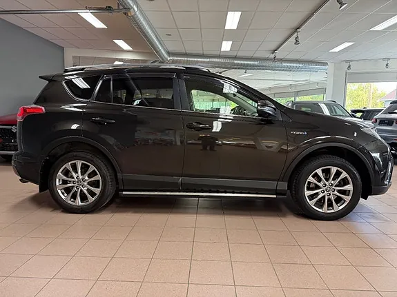 Toyota Rav4 2017 photo 5