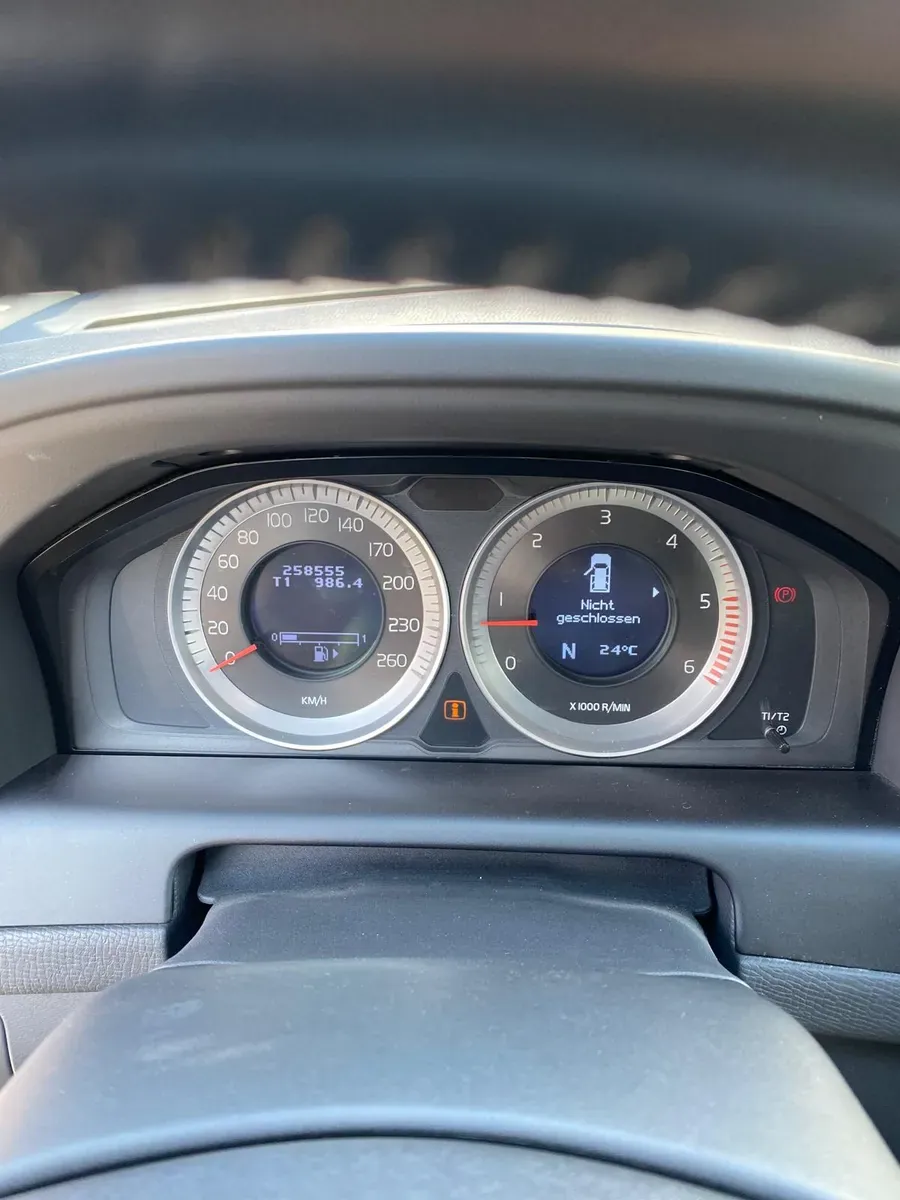 Volvo Xc60 2013 photo 2