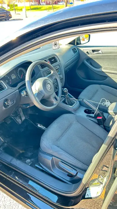 Volkswagen Jetta 2013 photo 3
