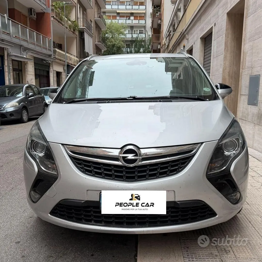 Opel Zafira 2015 photo 2