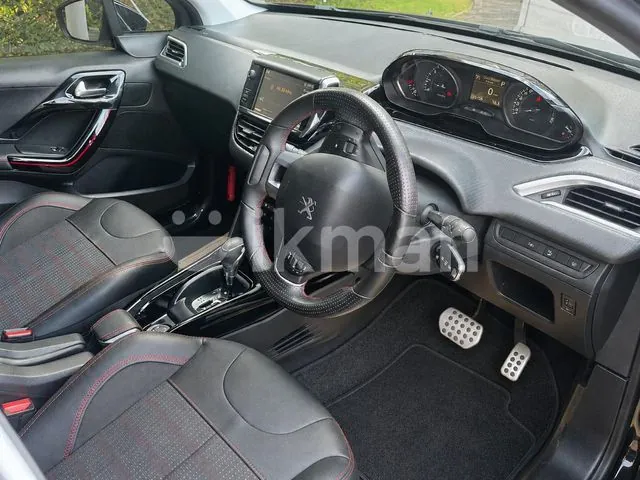 Peugeot 2008 2018 photo 3