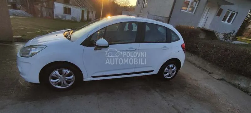 Citroen C3 2011 photo 5