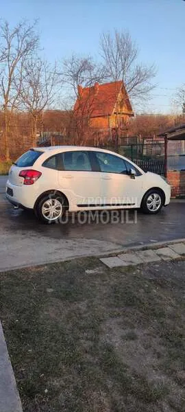 Citroen C3 2011 photo 3