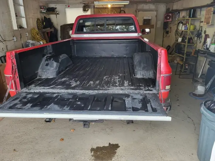 GMC Sierra 1983 photo 5
