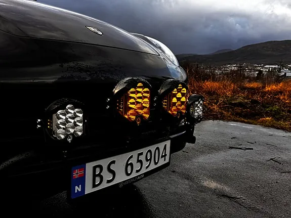 Porsche Cayenne 2011 photo 2
