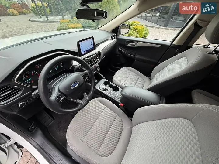 Ford Escape 2019 photo 5