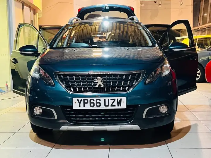 Peugeot 2008 Allure 2016 photo 3