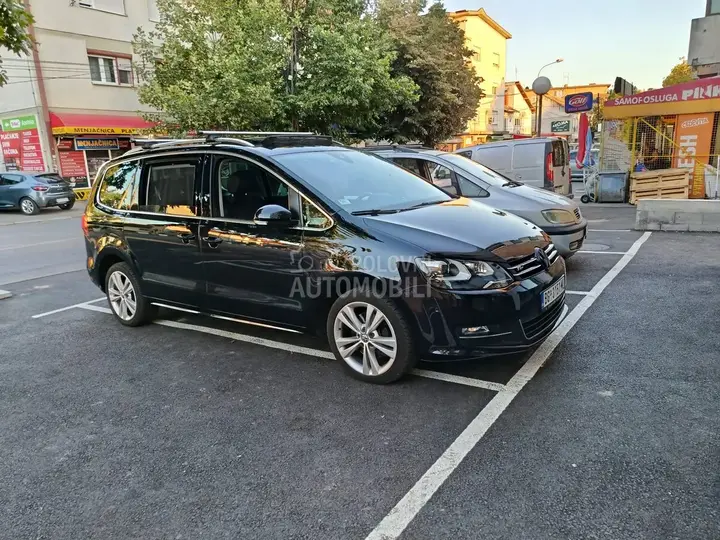 Volkswagen Sharan 2013 photo 2