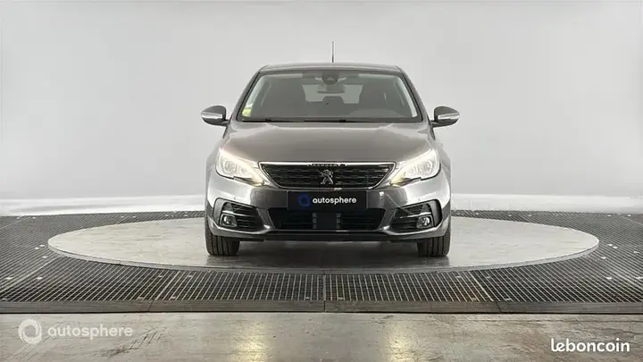 Peugeot 308 2019 photo 2