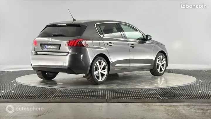 Peugeot 308 2019 photo 5