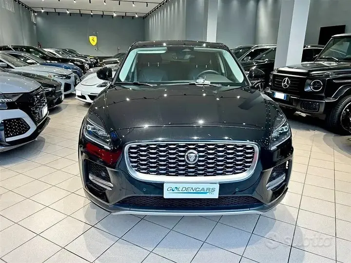 Jaguar E-Pace 2022 photo 2