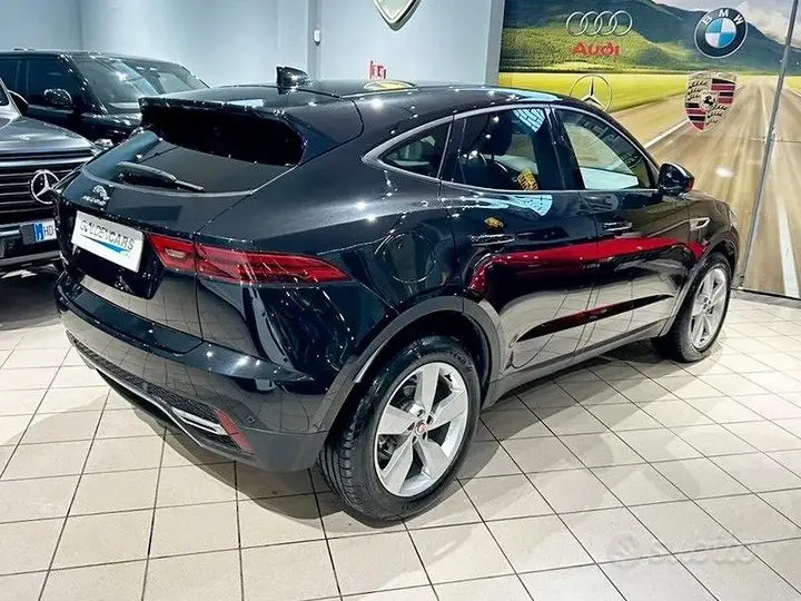 Jaguar E-Pace 2022 photo 4