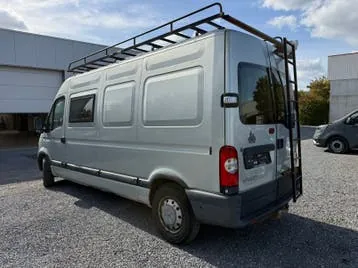 Nissan Interstar