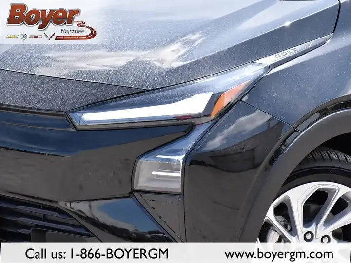 Chevrolet Bolt 2027 photo 3
