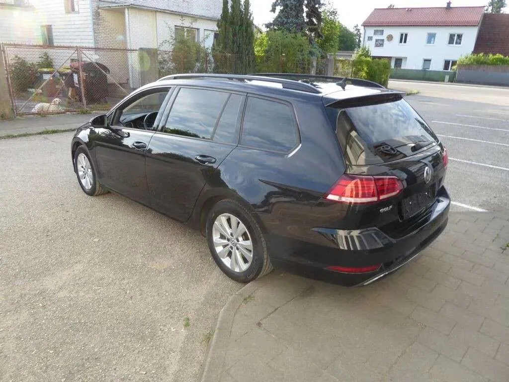 Volkswagen Golf 2020 photo 3