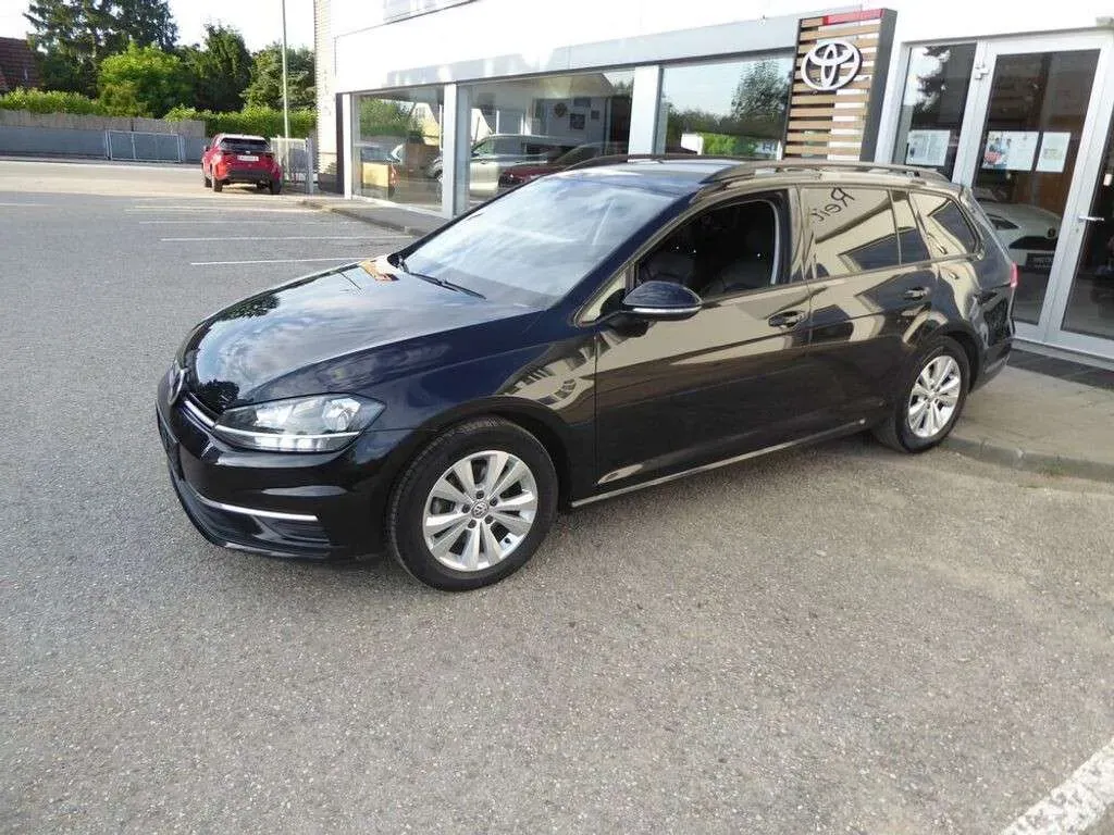 Volkswagen Golf 2020 photo 2