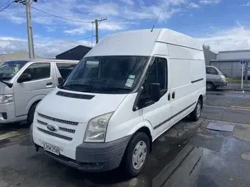 Ford Transit 2013 photo 2