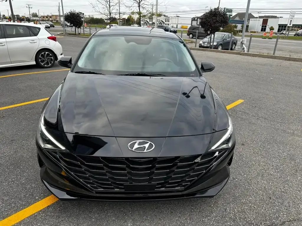 Hyundai Elantra 2023 photo 2