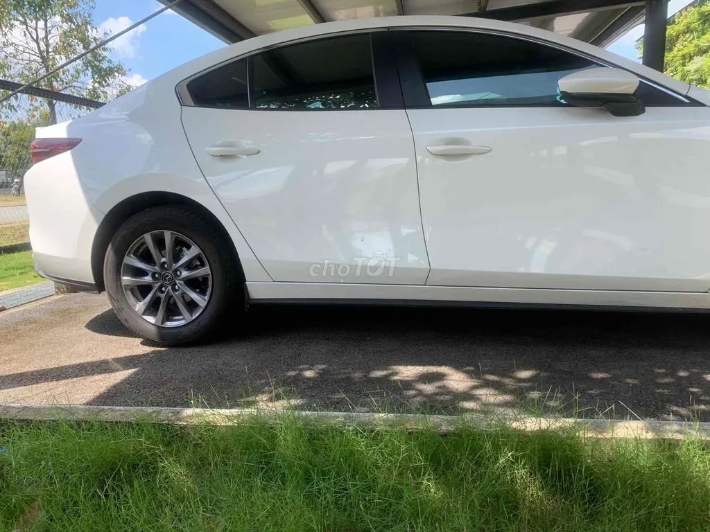 Mazda 3 2020 photo 2