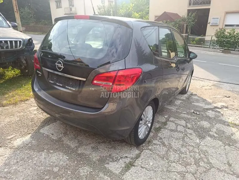 Opel Meriva 2012 photo 4