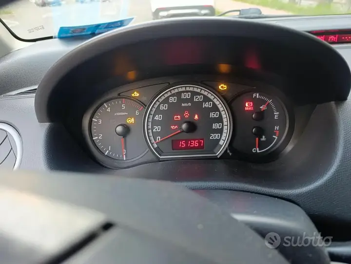 Suzuki Swift 2008 photo 3