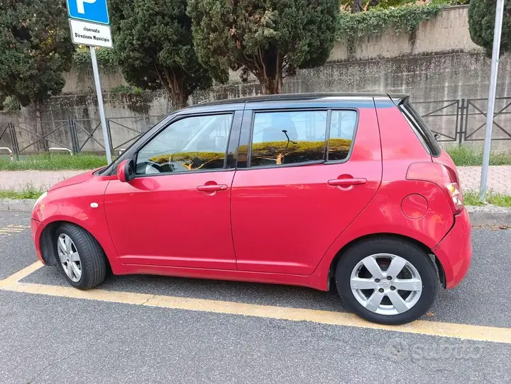 Suzuki Swift 2008 photo 2