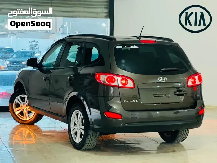 Hyundai Santa Fe 2012 photo 4