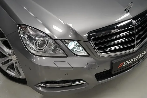 Mercedes-Benz E200 D 2010 photo 2