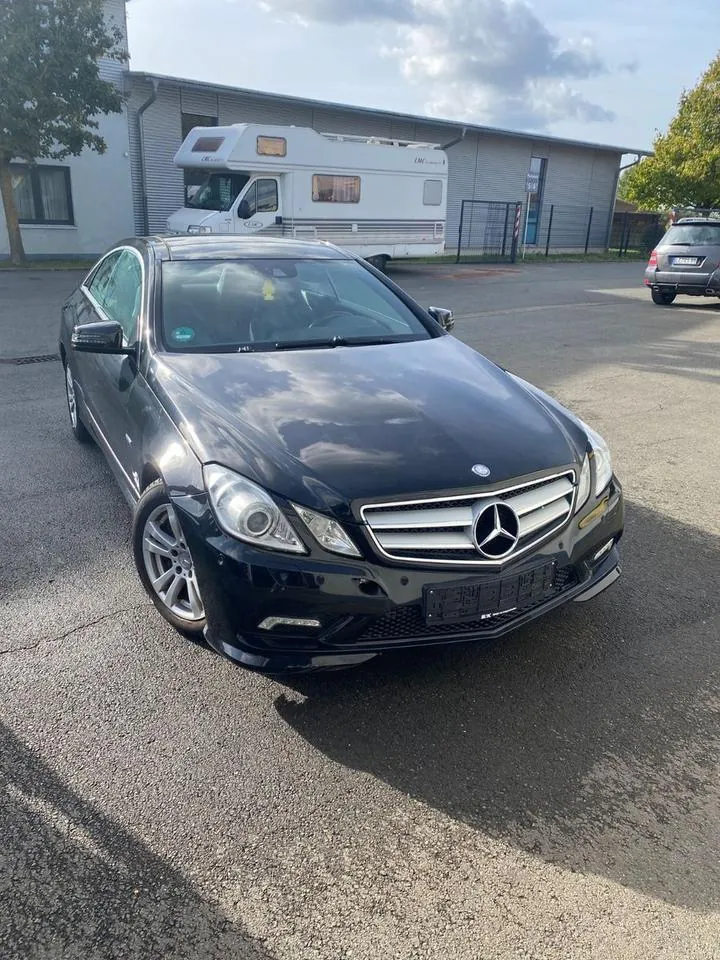 Mercedes-Benz E 250 Coupé