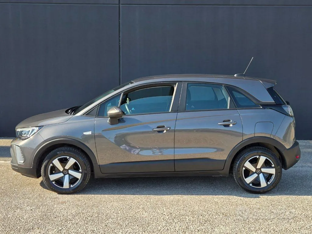 Opel Crossland 2021 photo 2