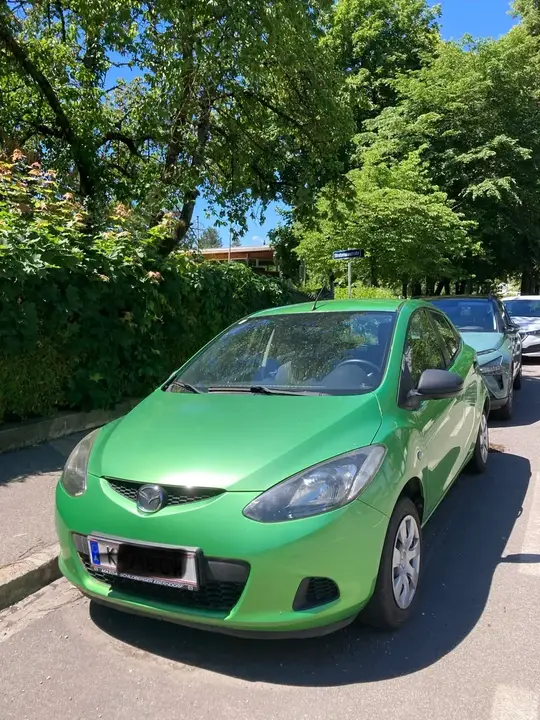 Mazda Mazda2 2008 photo 3
