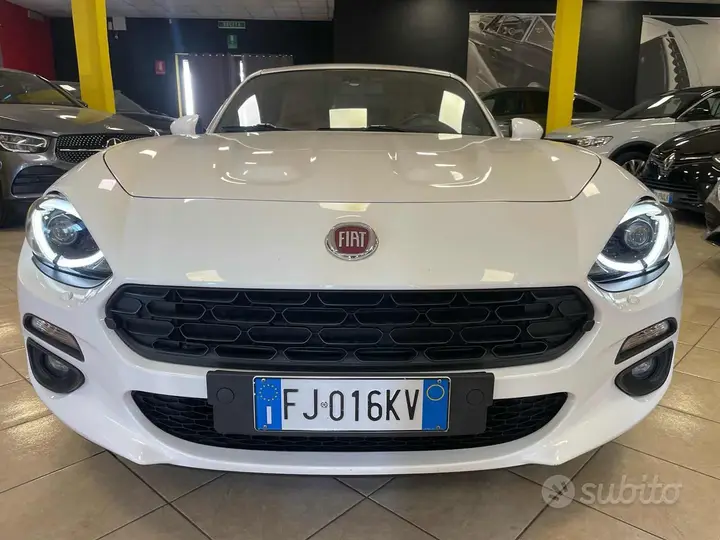 Fiat 124 Spider 2017 photo 3