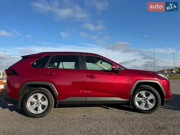 Toyota Rav4 2019 photo 4