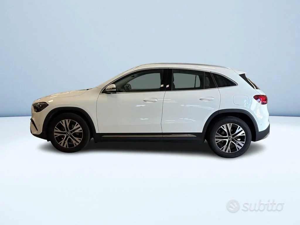 Mercedes-Benz Gla 2025 photo 4
