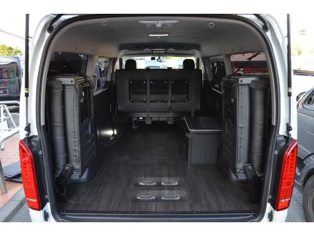 Toyota Hiace Wagon 2016 photo 5