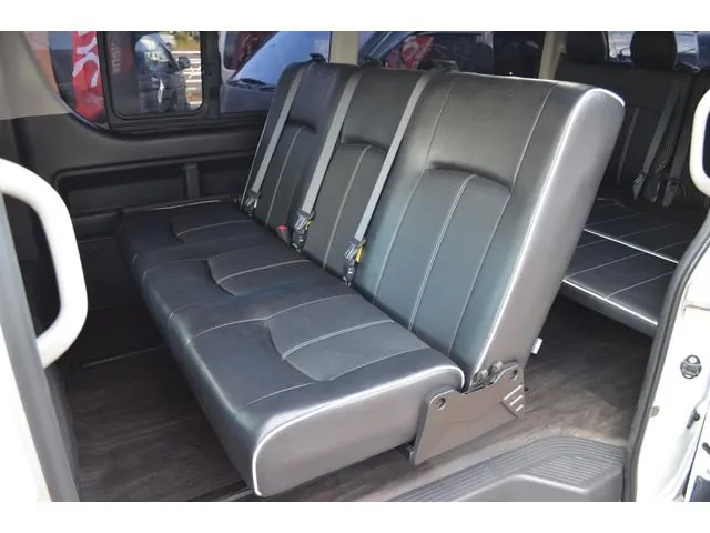 Toyota Hiace Wagon 2016 photo 3