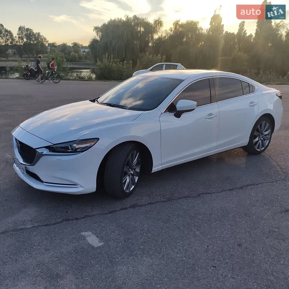 Mazda 6