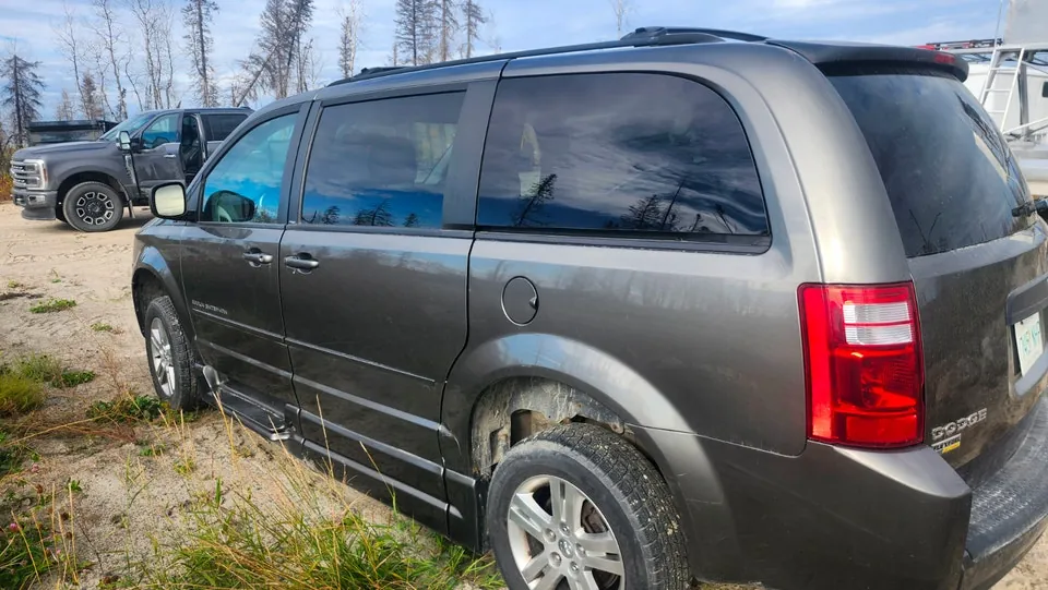 Dodge Grand Caravan 2010 photo 3