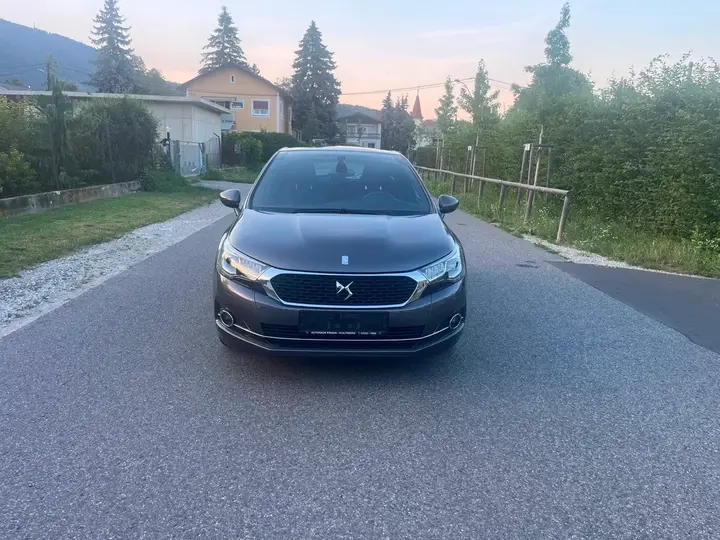 DS Automobiles Ds 4