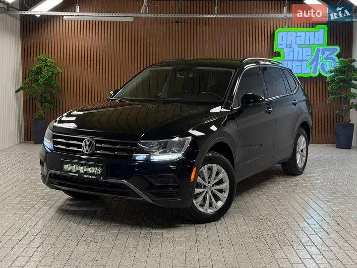 Volkswagen Tiguan 2018 photo 2