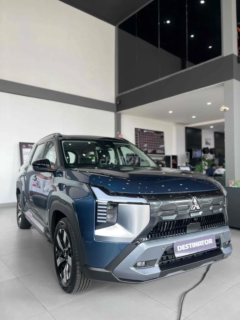 Mitsubishi Destinator