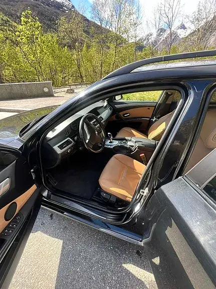 BMW 520D 2009 photo 2