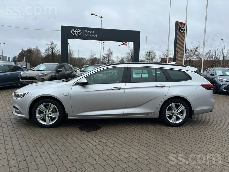 Opel Insignia 2018 photo 2