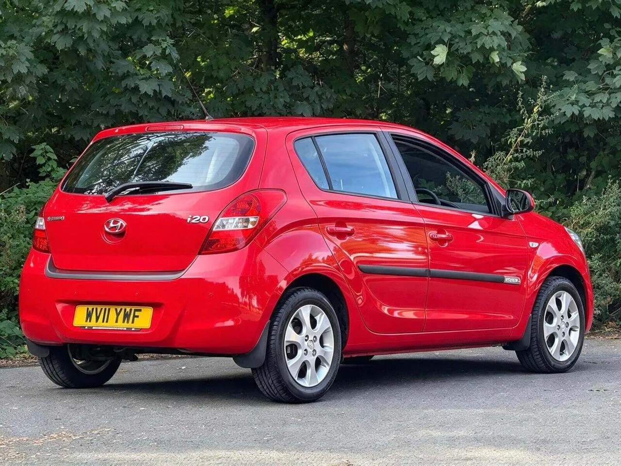Hyundai I20 2011 photo 2
