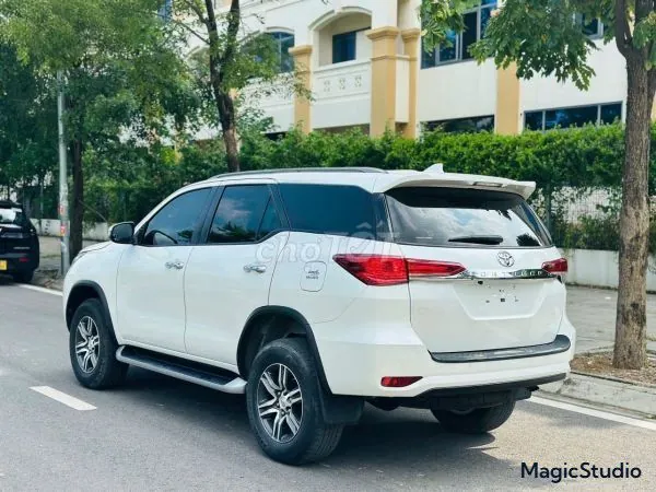 Toyota Fortuner 2025 photo 2