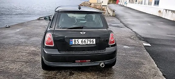 Mini One 2013 photo 3