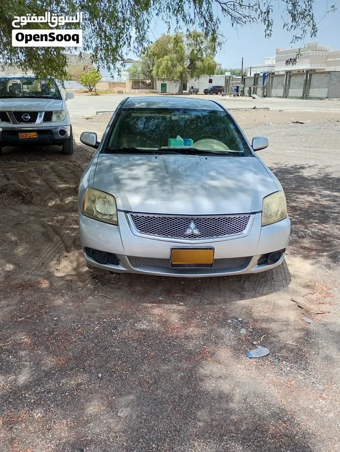 Mitsubishi Galant