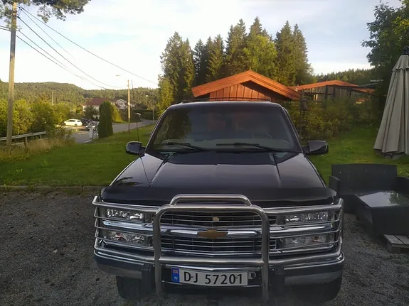 Chevrolet Tahoe 1999 photo 2
