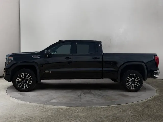 GMC Sierra 1500 2025 photo 2