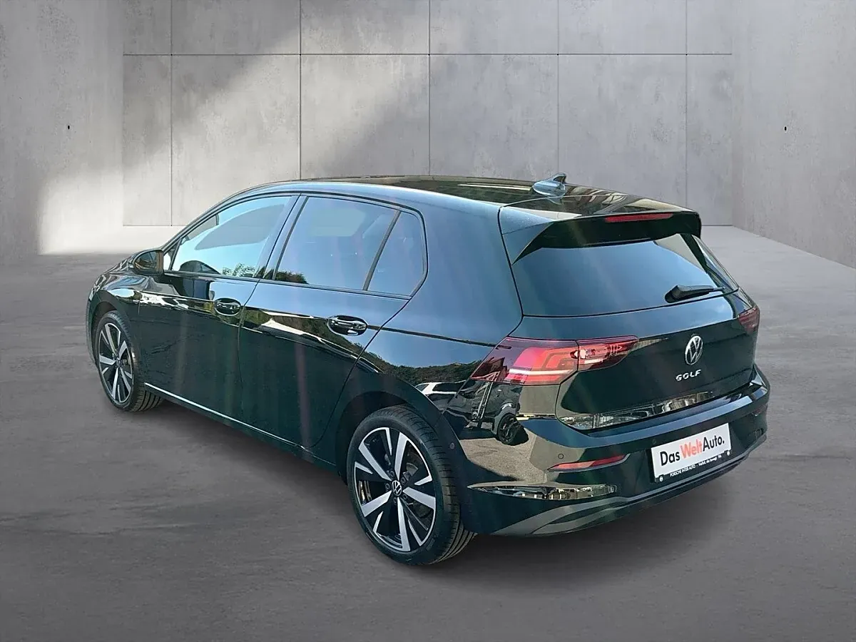 Volkswagen Golf 2026 photo 3